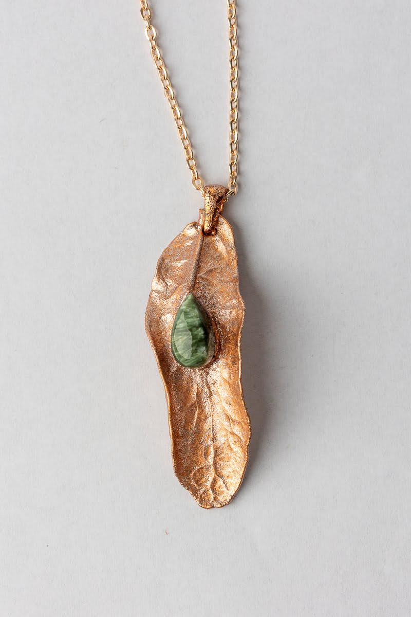 tilia, lípa, kámen, gem, necklace, náhrdelník, originální šperky, original jewel, jewellery, leafinside, galvanoplastika, copper, best gift, dárek, na valentýna, vánoční dárek, stylový šperk, šperk, madeira collection, madeira ring