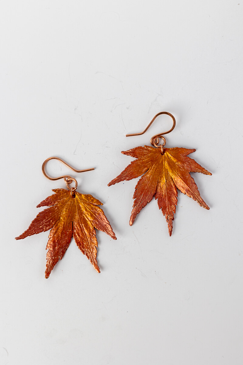Rose hip earring N°111 - leafinside - jewellery