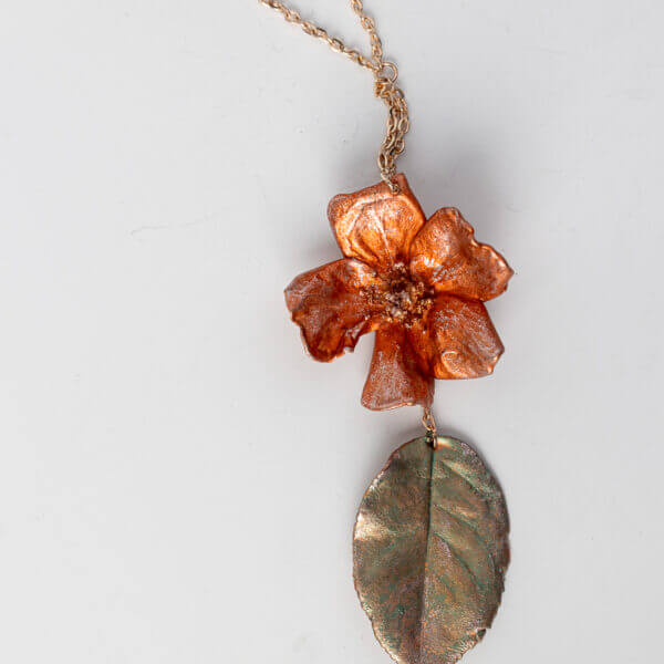 Rose ring N°102 - leafinside - jewellery